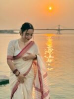 দেশীয় তাঁতের পিওর সুতি শাড়ি  - Pure cotton saree - Image 2
